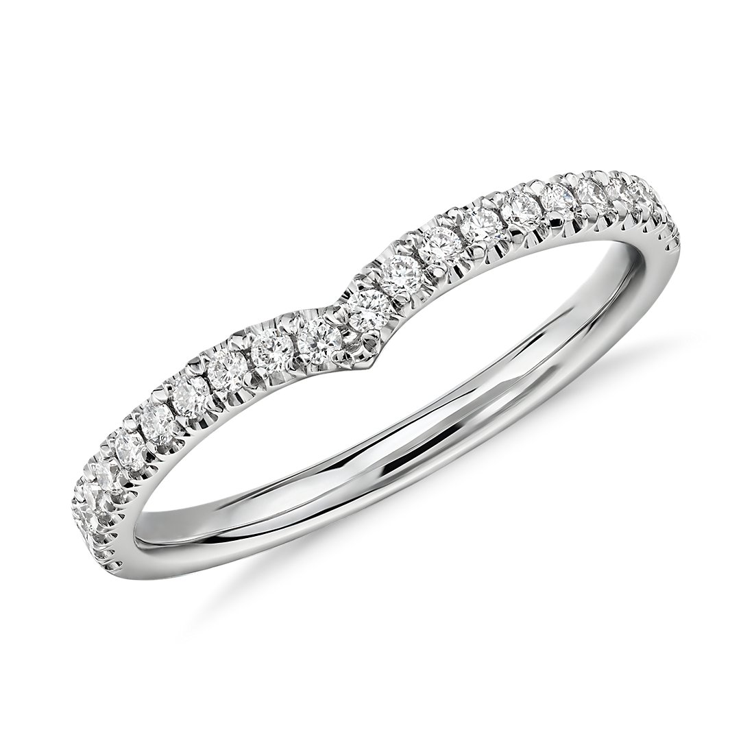 Classic V-curve Diamond Ring