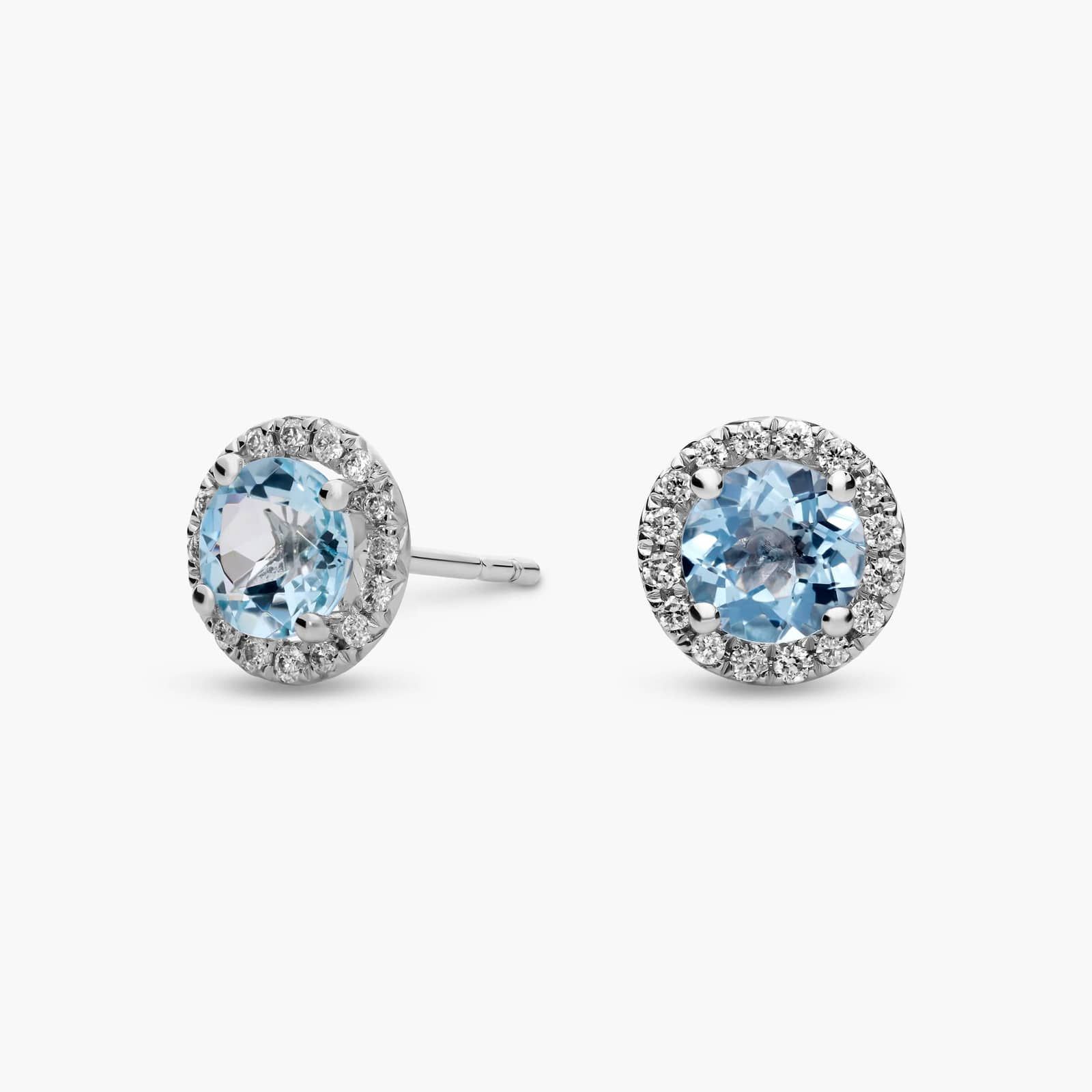 Aquamarine and Micropavé Diamond Stud Earrings in 18k White Gold (5mm)