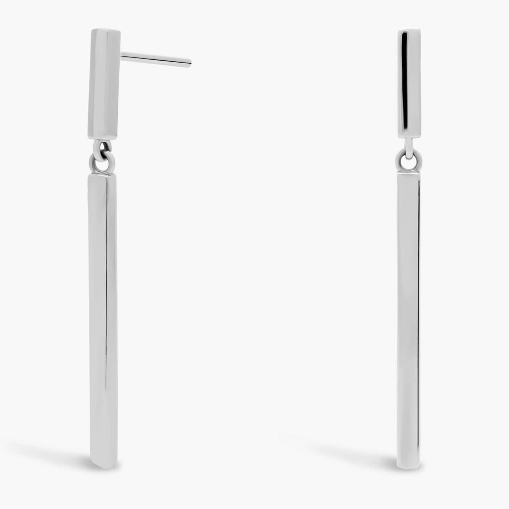 Earrings for Sensitive Ears: Materials, Styles and Expert Tips