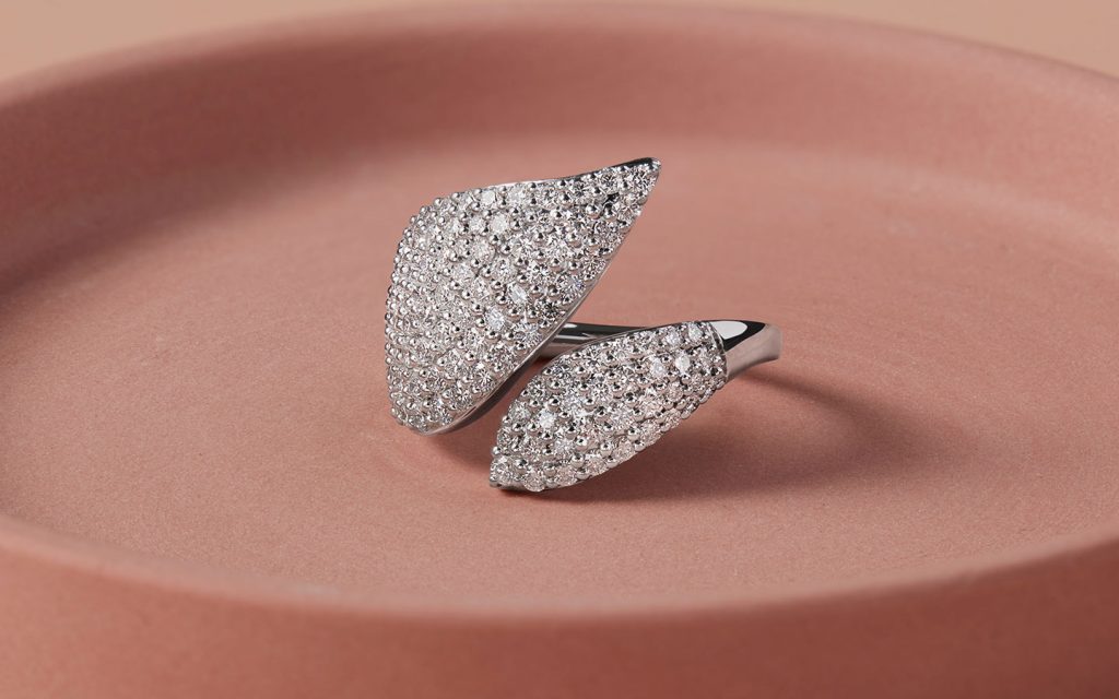How to Buy and Style Chunky Rings