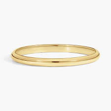 Classic Wedding Ring in 14k Yellow Gold