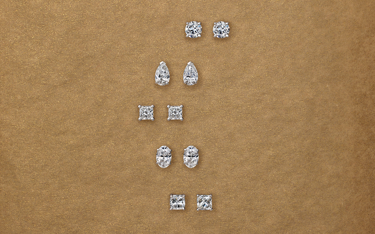 How to Buy Diamond Stud Earrings