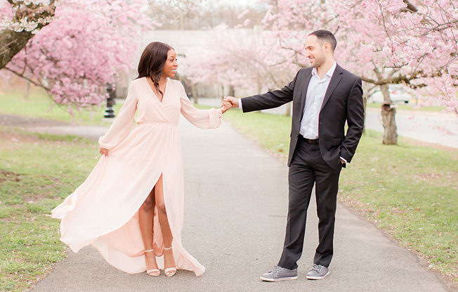 How to Take Insta Worthy Engagement Photos
