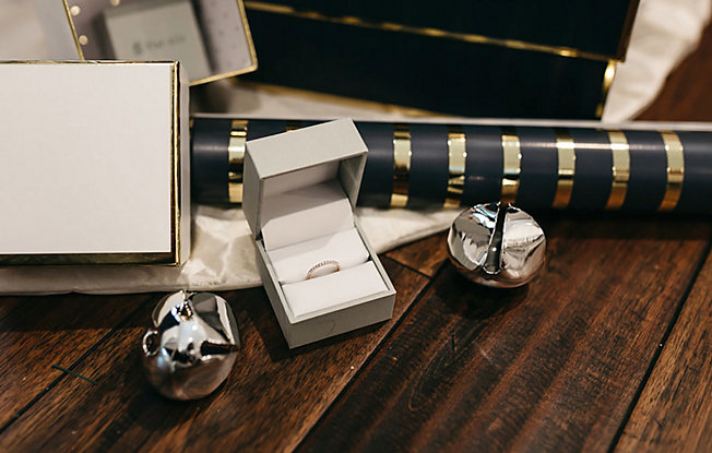 Jewelry holiday gift