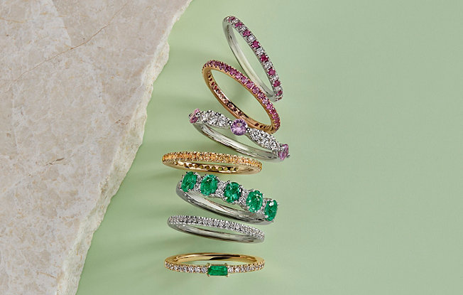 Blue Nile’s Guide to Ring Stacking