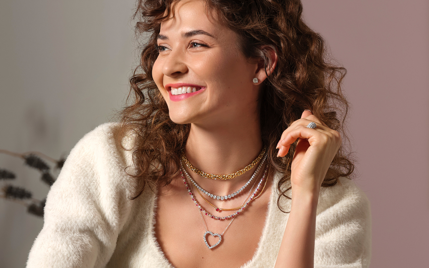 The Guide to Valentine’s Day Jewelry Gifts