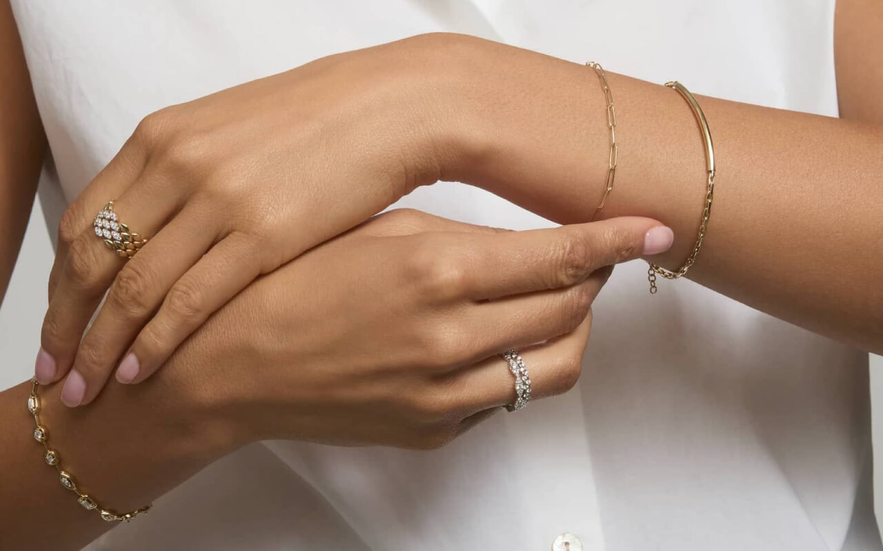 How to Wear a Tennis Bracelet: An Expert Styling Guide