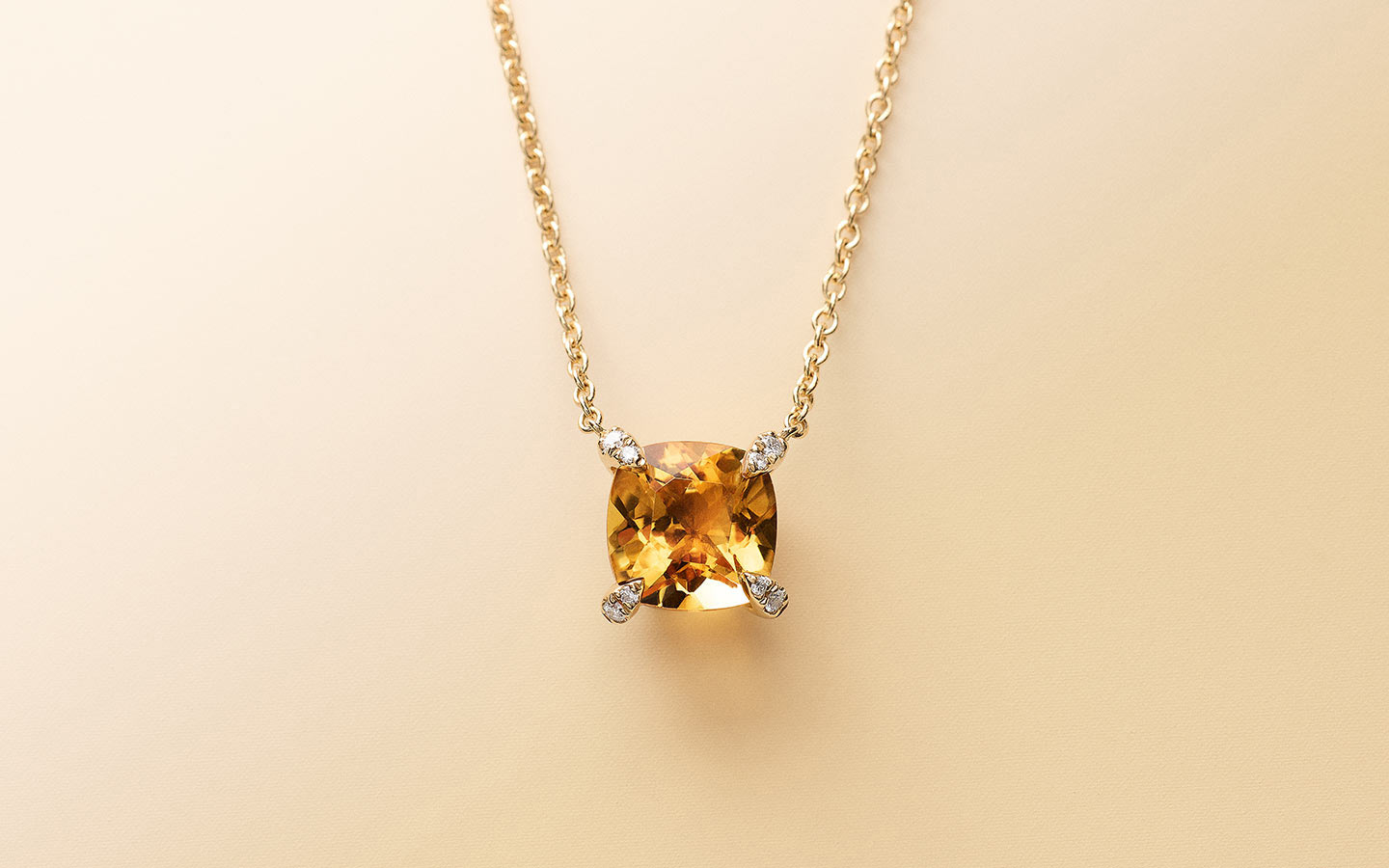 Citrine pendant necklace