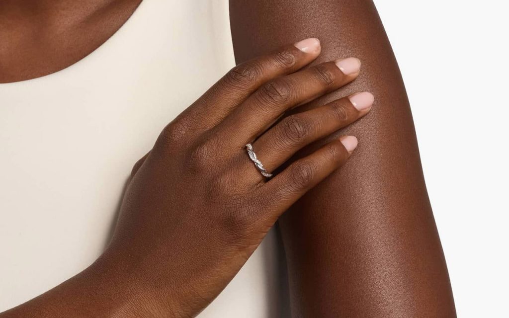 What is a Promise Ring? The Complete Guide to Pre-Engagement