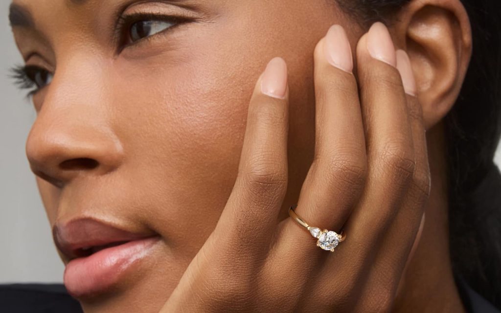 D Color Diamonds vs E, F & G: Price & Quality Guide