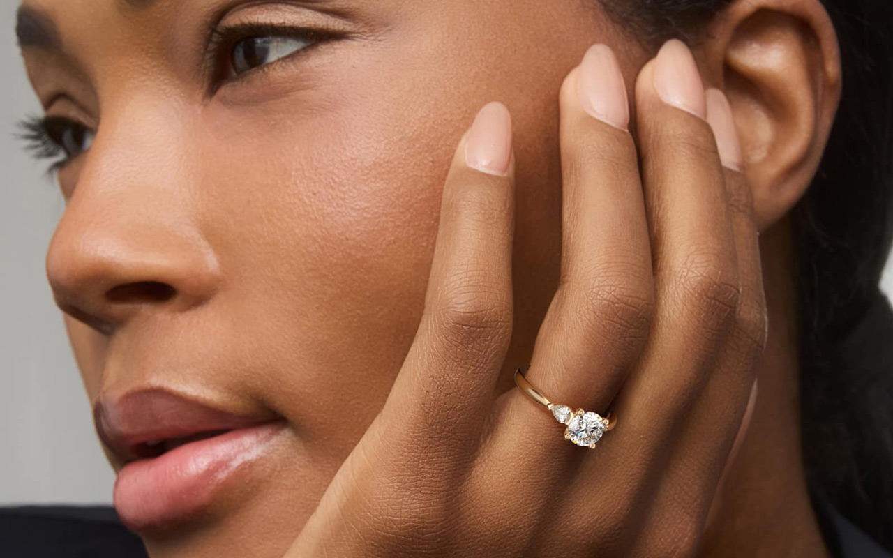 D Color Diamonds vs E, F & G: Price & Quality Guide