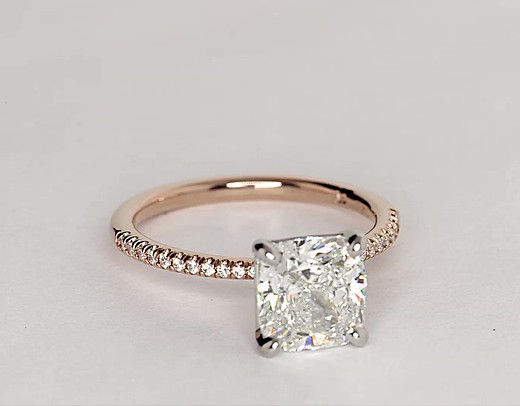 Diamond engagement ring