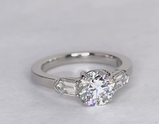 Diamond engagement ring