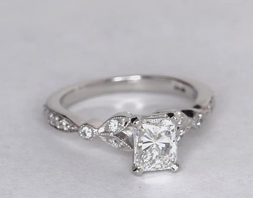 Diamond engagement ring